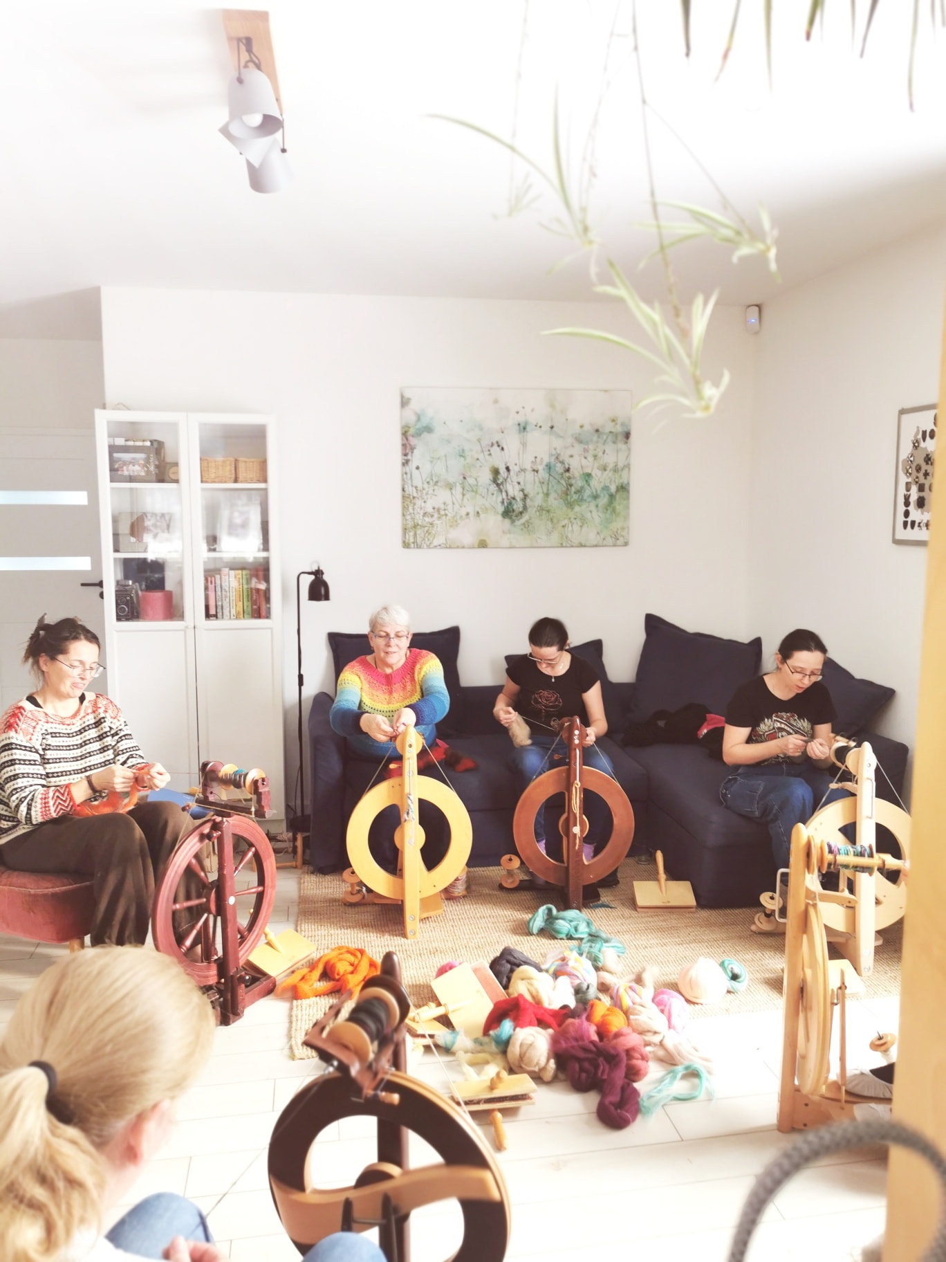 Warsztaty przędzenia w Pracowni Rzemiosł Dawnych